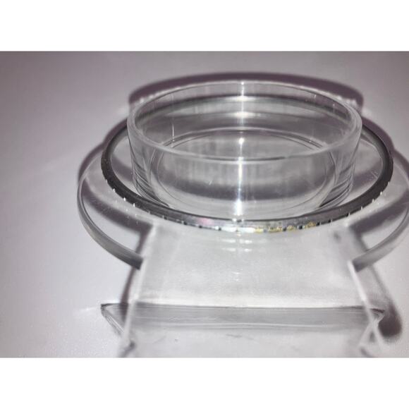 Silver-Tone Cut Pattern Textured 2.75" Bangle Bracelet! - Picture 5 of 5